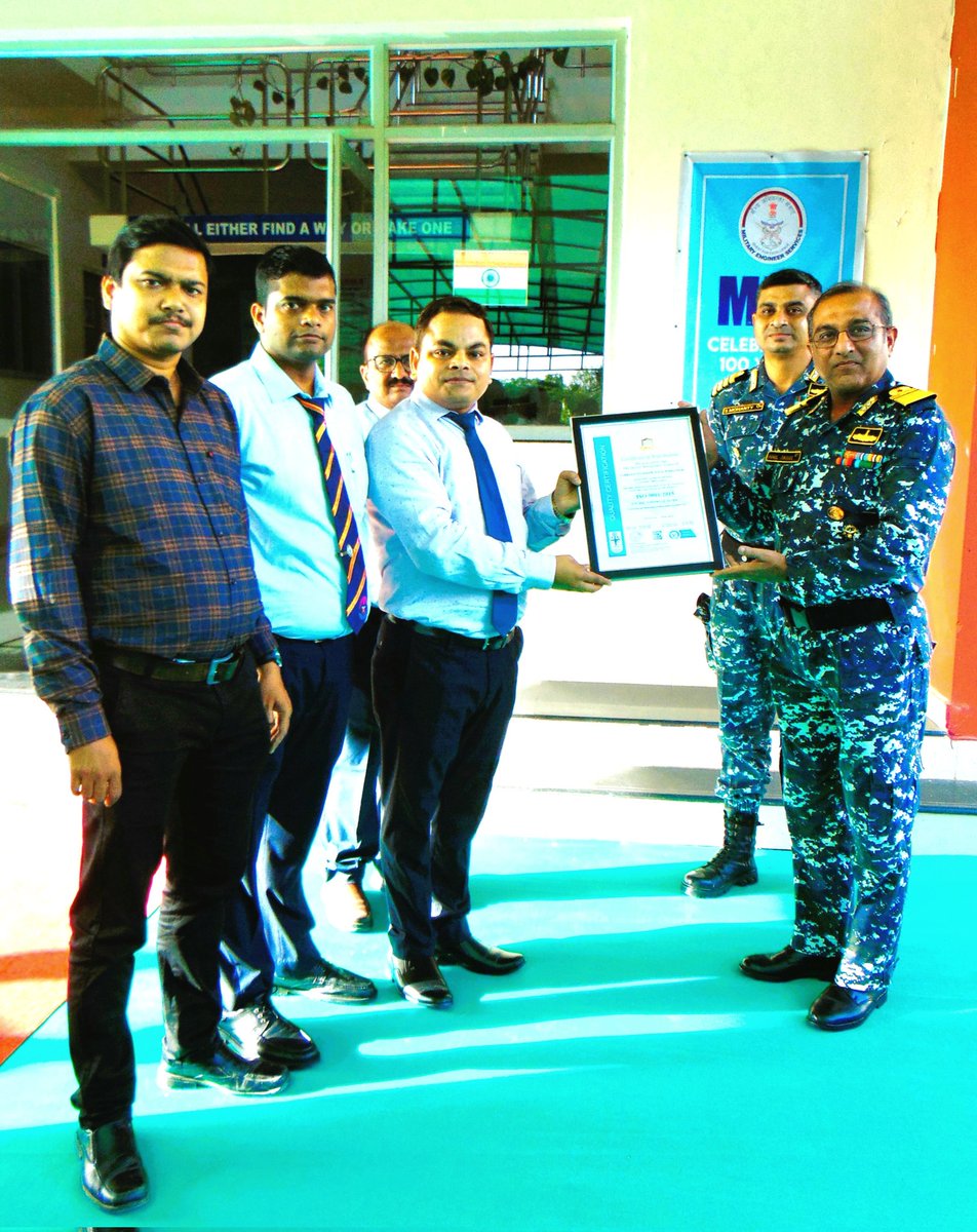 IN_GDD's tweet photo. Marking its 101st year of raising, team MES (Pbd) organsied #MESmela, a complaint resolution marathon in #Porbandar. ISO 9001 certification earned by MES(Pbd) for their service, commitment &amp; quality works. #FOGNA &amp; all ranks of @IN_GDD shared warmest wishes with MES (Pbd) Team. https://t.co/2qEFnEMQXp