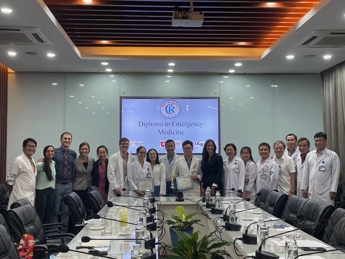 Congratulations to the EM Diploma graduates from both Cho Ray Hospital and UMC in Ho Chi Minh City, Vietnam. Smart, hardworking, and inspiring - everything that makes a great EM doctor! @UCSFFresnoEm @UCDavisEM @UofUEmergency