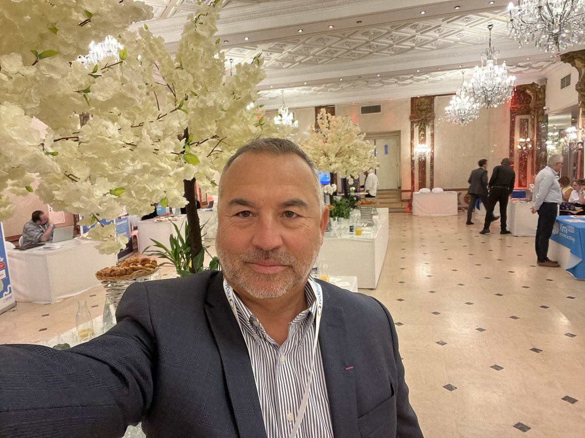 Didier Chateau tweet media