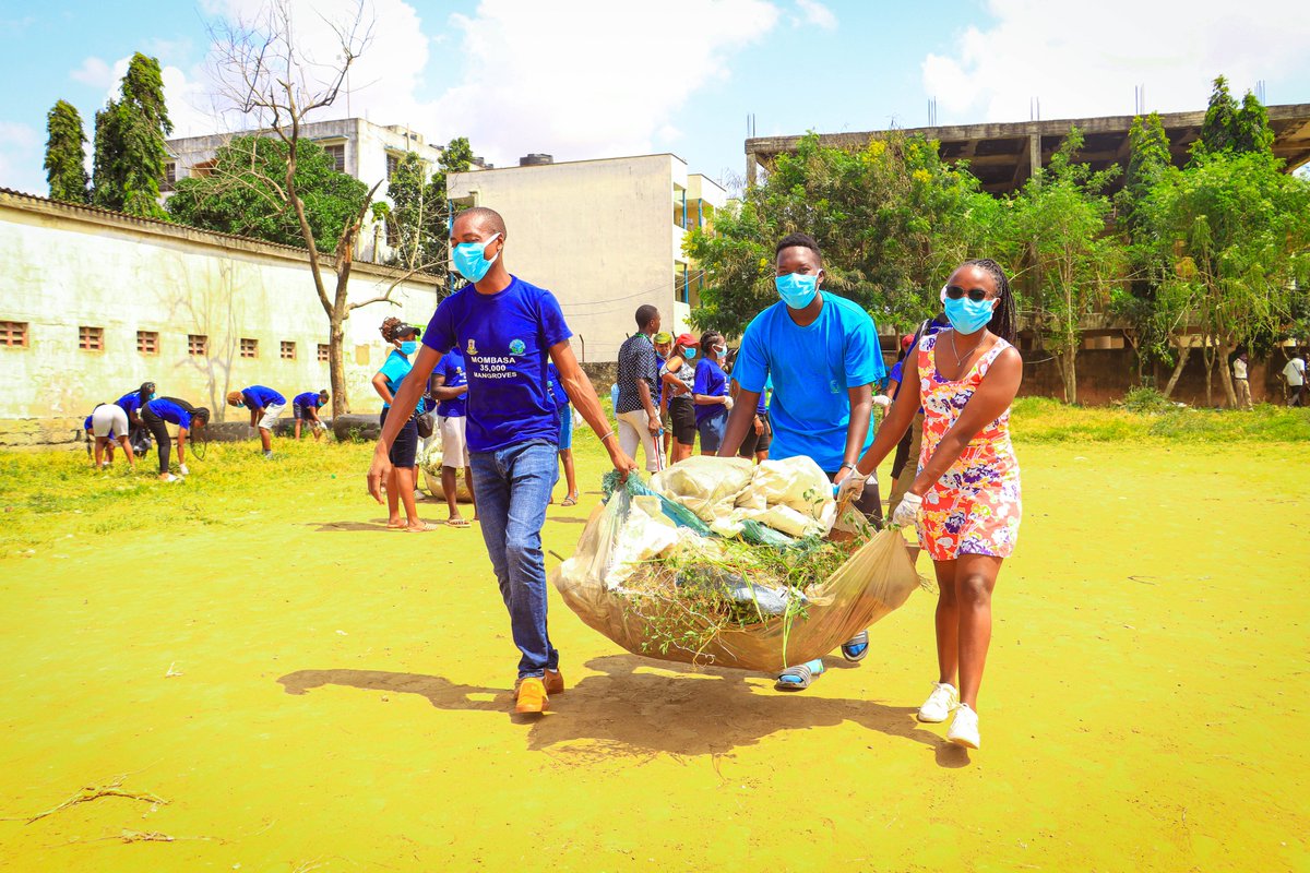 yfga_kenya's tweet image. The final day of the #Mombasa35000Mangroves project marked a significant milestone. In addition to planting #mangrovetrees, we conducted a community campaign on #solidwaste management, emphasizing the vital connection between tree planting and creating safe and sustainable