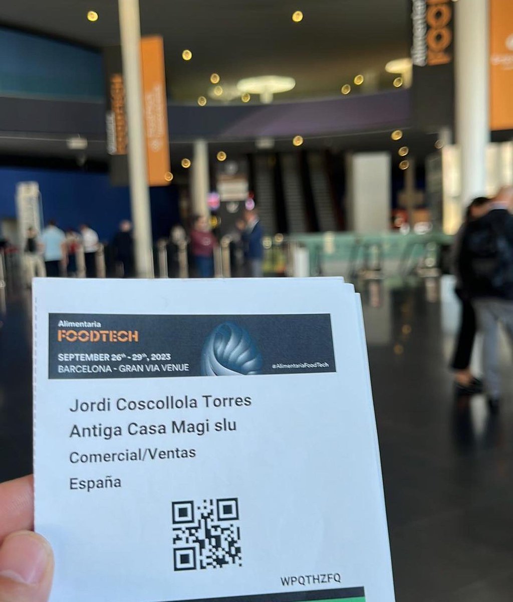 bon dia clients i amics!!! aquí a tope amb el capo a la Fira de Foodtech alimentaria! 
Casa Magí  sempre en continua formació per oferir les últimes novetats i el millor servei als nostres clients 🔥🔥🔥

#fira #firaalimentaria #firabarcelona #barcelona #fires #casamagi #novetat