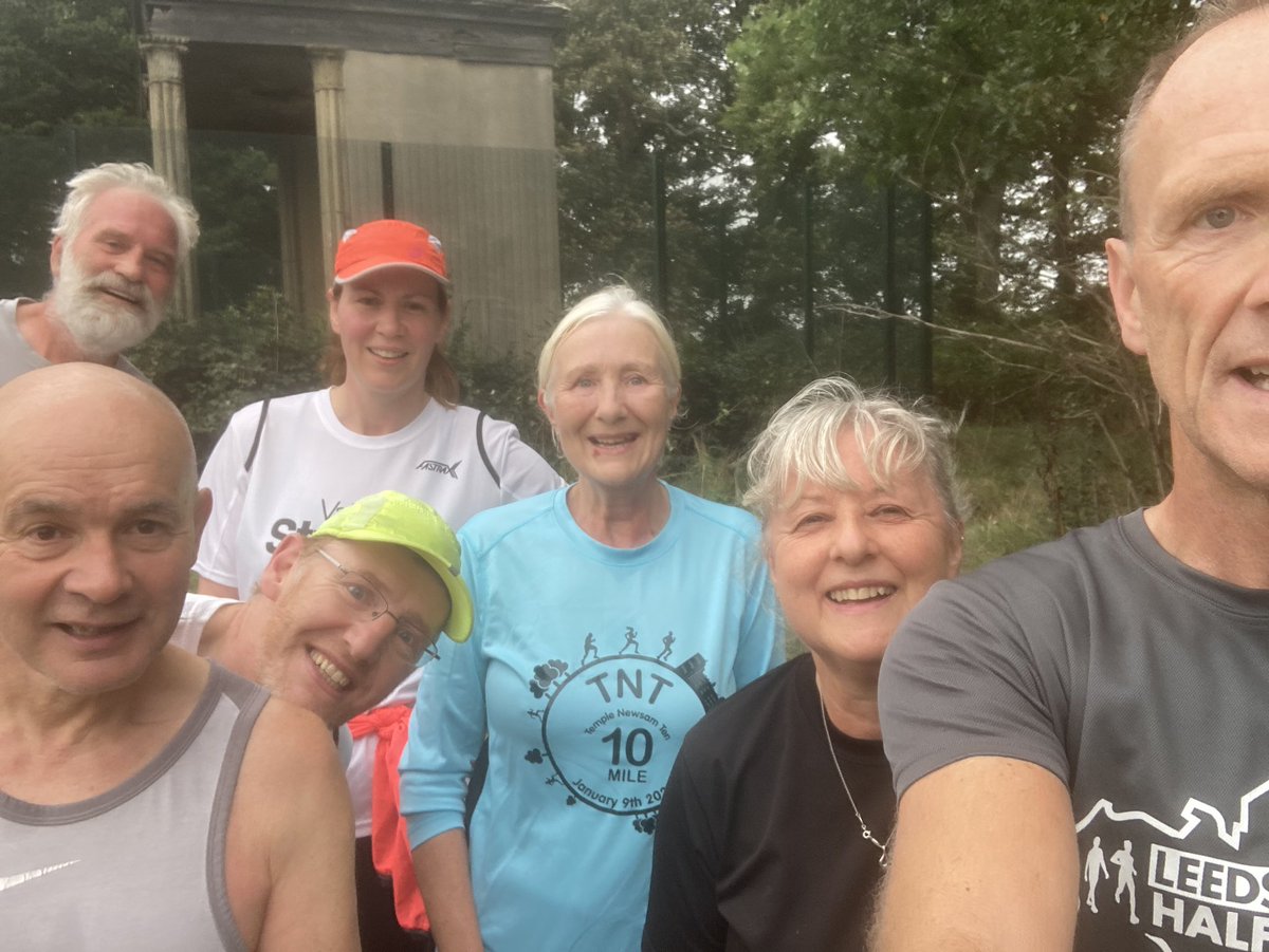 Out and about @TempleNewsam with the @StTheresasAC Early Risers this morning so good for the soul 🏃‍♀️🏃🏃‍♀️🏃