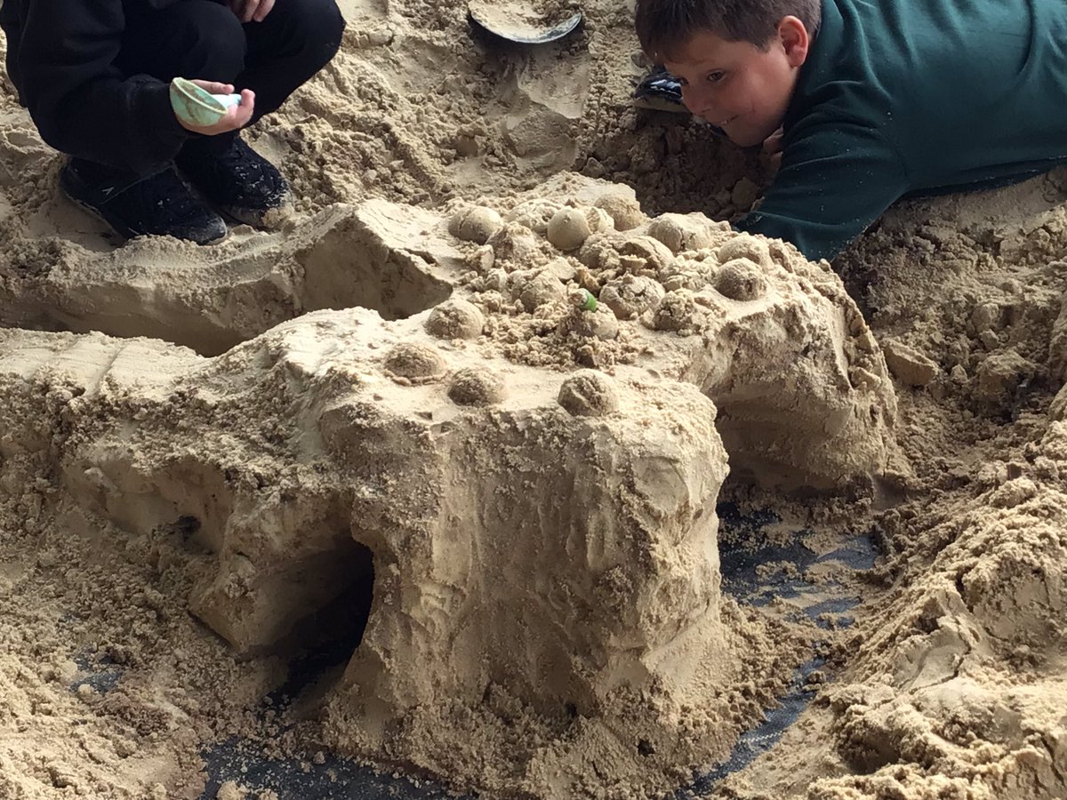 Fun in sandpit at lunchtime! #GreenfieldsGreatness