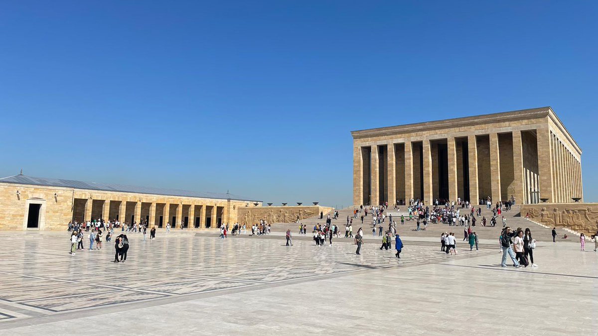 temakayseri's tweet photo. TEMA Vakfı Kayseri İl Temsilciliği olarak Anıtkabir ziyareti gerçekleştirdik. 

Cumhuriyetimizin 100. Yılına yaklaşırken Ata’mızın huzurunda olmaktan büyük onur duyduk. https://t.co/sTrYjNPzeS