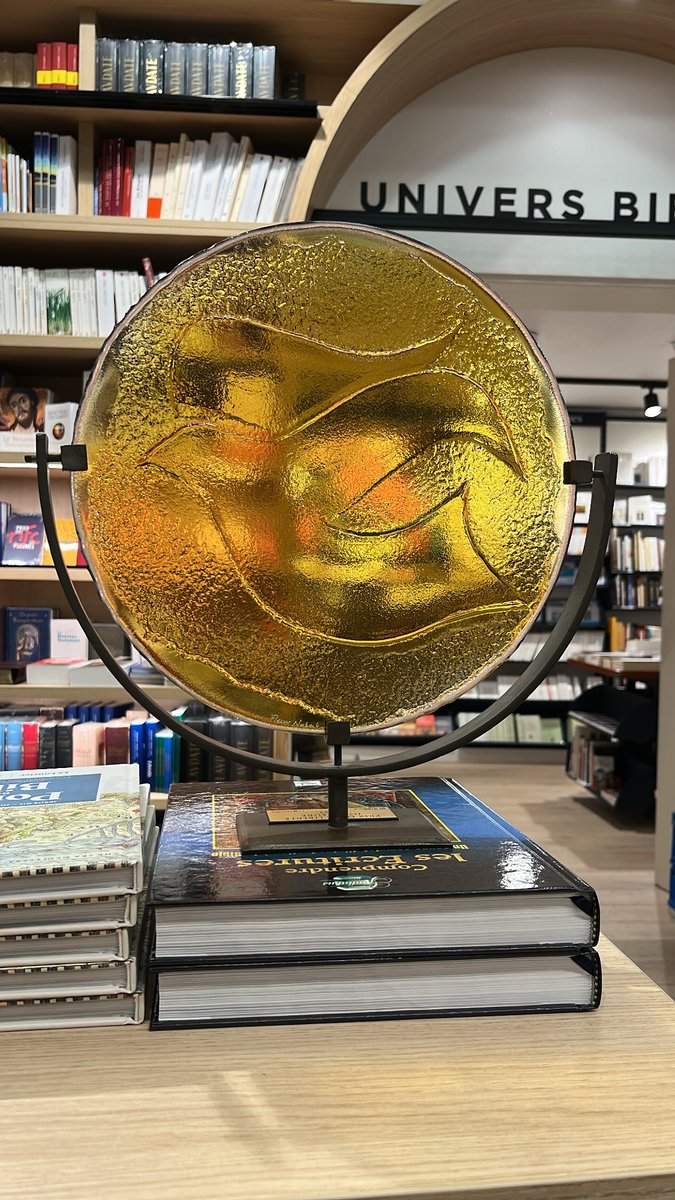 Librairie La Procure (@laprocure) on Twitter photo Retour sur le #prixlittéraire de la liberté intérieure 2023 🏆
La lauréate de cette édition est Anne Le Maitre du livre "Un si grand désir de silence" aux <a href="/EditionsduCERF/">Éditions du Cerf</a> : laprocure.com/product/108322…
<a href="/jourduseigneur/">Le Jour du Seigneur</a> <a href="/radiorcf/">RCF</a> <a href="/OuestFrance/">Ouest-France</a> <a href="/FleurNabert/">Fleur Nabert</a> <a href="/AlexandreJardin/">Alexandre Jardin</a> Retour sur le #prixlittéraire de la liberté intérieure 2023 🏆
La lauréate de cette édition est Anne Le Maitre du livre "Un si grand désir de silence" aux <a href="/EditionsduCERF/">Éditions du Cerf</a> : laprocure.com/product/108322…
<a href="/jourduseigneur/">Le Jour du Seigneur</a> <a href="/radiorcf/">RCF</a> <a href="/OuestFrance/">Ouest-France</a> <a href="/FleurNabert/">Fleur Nabert</a> <a href="/AlexandreJardin/">Alexandre Jardin</a>