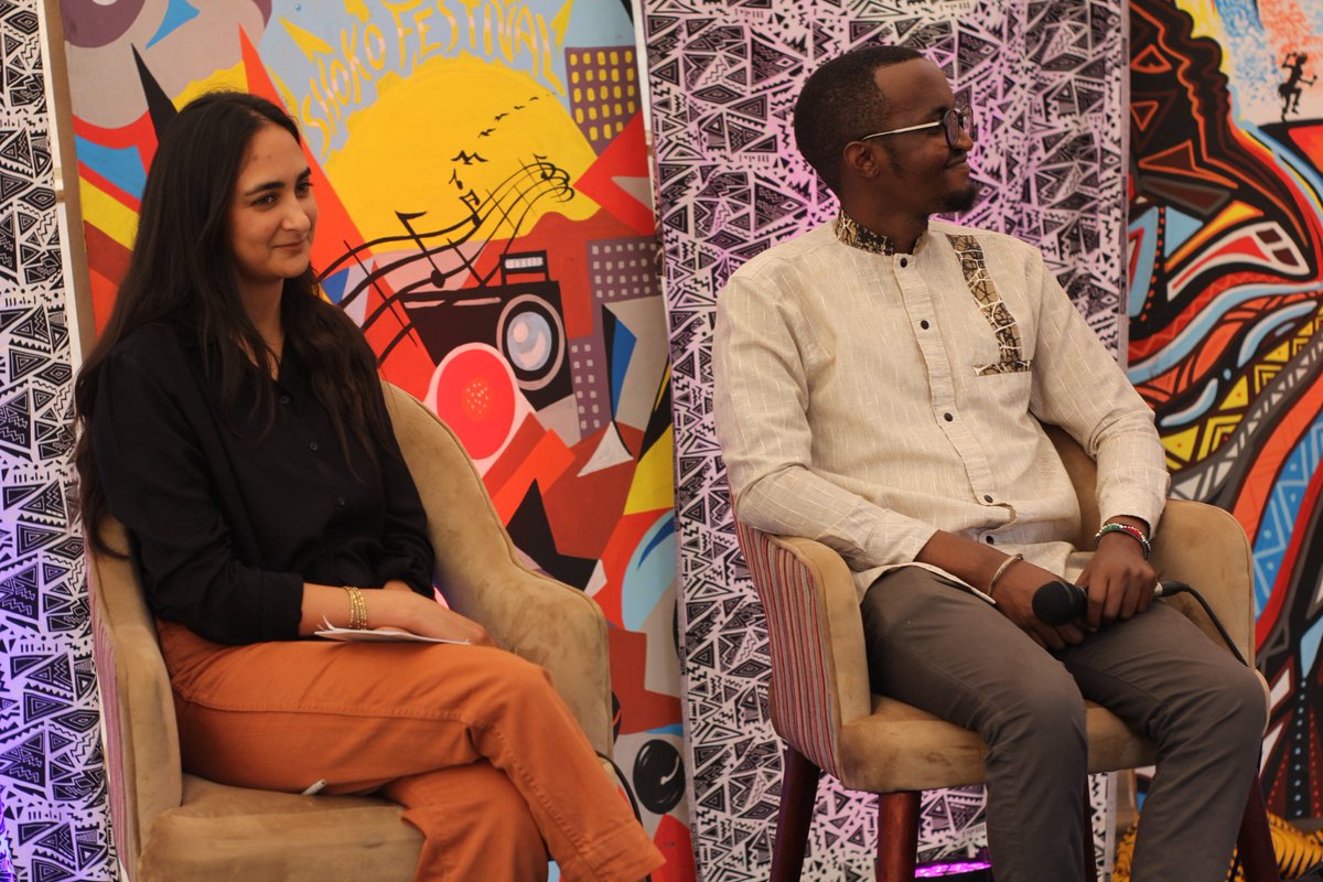 sourced_news's tweet image. Exciting session at #HubUnconference happening at @MotoRepublik! We are exploring how Artificial intelligence can combat #fakenews. Let&apos;s tackle misinformation together! #FakeNews #AI @MagambaNetwork @MunyaBloggo @ShokoFestival @ZUJOfficial @pressfreedom @jsnetzim @accountlabzw