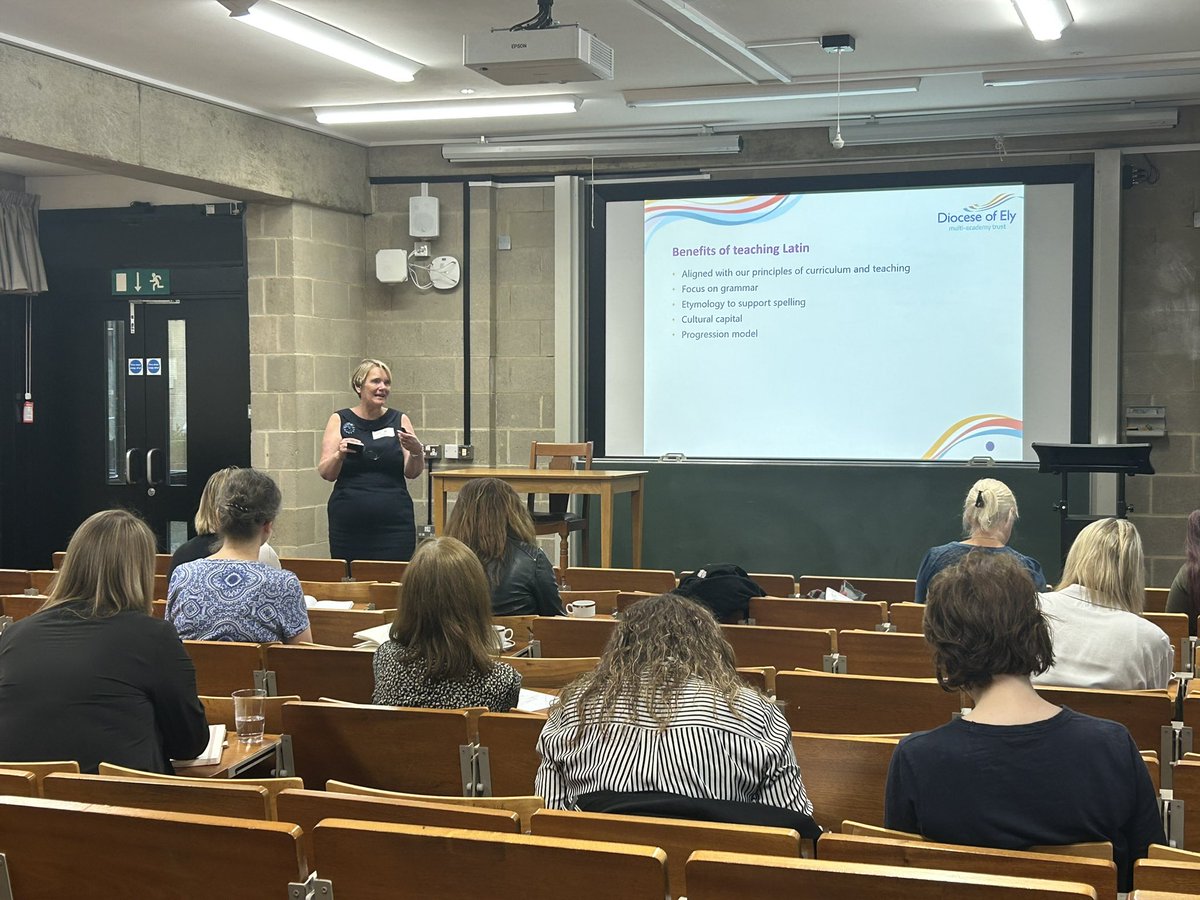 Wonderful to be with colleagues at @CamClassics for out Primary Latin conference today. @tricia_moss124 kicking us off and now hearing from colleagues from @Guyhirnschool and @stbotolphs_sch about how this has worked in their schools.