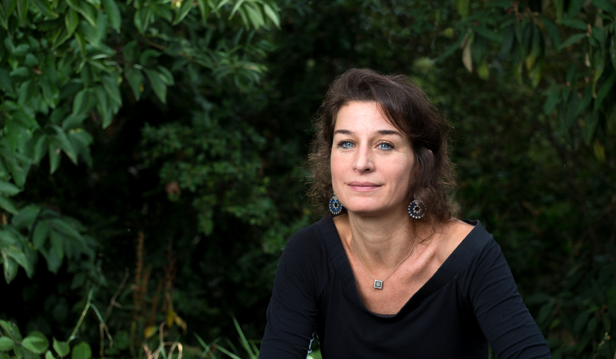 Université de Lausanne (@unil) on Twitter photo Anxiété, colère, désillusion… En quoi la mise en commun de nos affects peut-elle devenir politique ? Laurence Kaufmann <a href="/sspunil/">Faculté des SSP - UNIL (inactif)</a> animera une table ronde sur les émotions collectives le 13 octobre à la @grange_unil.
👉 À lire dans l'uniscope: bit.ly/3REEiTQ Anxiété, colère, désillusion… En quoi la mise en commun de nos affects peut-elle devenir politique ? Laurence Kaufmann <a href="/sspunil/">Faculté des SSP - UNIL (inactif)</a> animera une table ronde sur les émotions collectives le 13 octobre à la @grange_unil.
👉 À lire dans l'uniscope: bit.ly/3REEiTQ