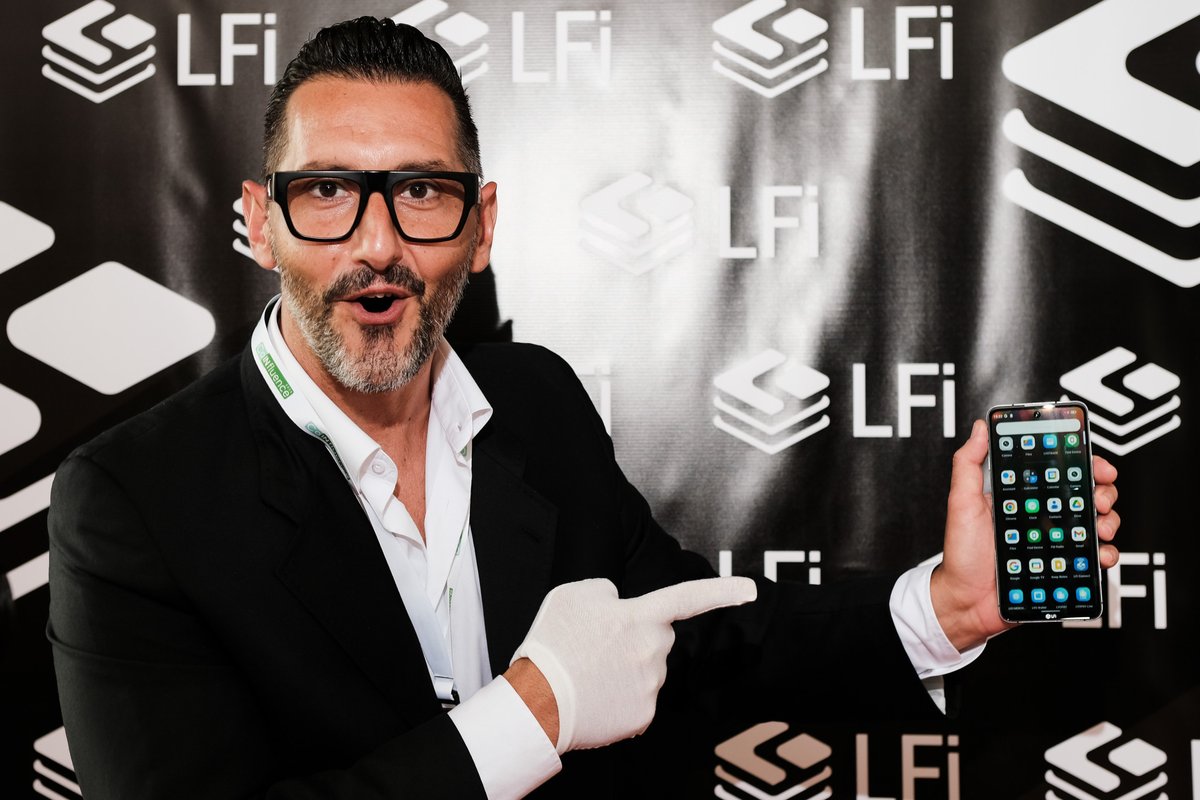 lfiecosystem's tweet photo. Online connections are great, but nothing beats the magic of meeting our incredible LFi community in person! ๐ธ๐
#LFi #LFiCommunity #InPersonConnection #TechRevolution https://t.co/m7sJWpehOB