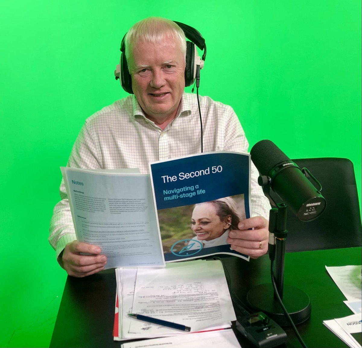 _StevenCameron's tweet photo. Having fun launching @AegonUK new report The Second 50📻#Second50 #pensions https://t.co/XBe8IBeZex https://t.co/31O40RNwPT