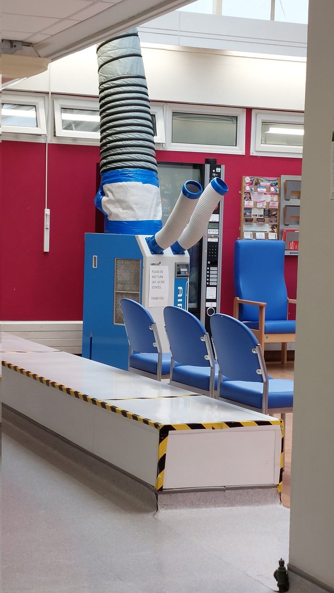 oldtimerjohn's tweet image. New AI robot deployed at High Wycombe hospital