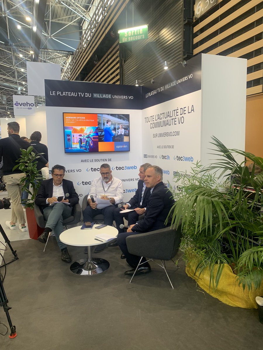 C’est parti pour notre 5ème #webinaire sur les #VehiculesElectriques 
2024, l’an 1 du VE d’occasion ?
#OptevenVE
Avec Frédérique GRAND Directeur VO chez Groupe Thivolle
#EquipAuto