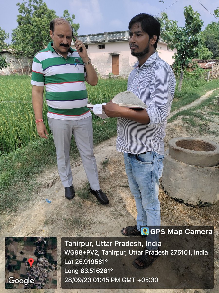 SDO2MAU1UPPCL's tweet photo. आज दिनाँक 28/09/23को अधीक्षण अभियंता महोदय,मऊ के द्वारा रहजनिया उपकेंद्र के अंतर्गत"विद्युत विभाग आपके द्वार" अभियान के तहत ताहिरपुर गाँव मे निरीक्षण किया गया एवं बकायेदारो से बिल जमा करने हेतु निर्देशित किया गया
@aksharmaBharat 
@UppclChairman 
@UPPCLLKO 
@MD_PuVVNL 
@puvvnlmau https://t.co/WibTTiIe92