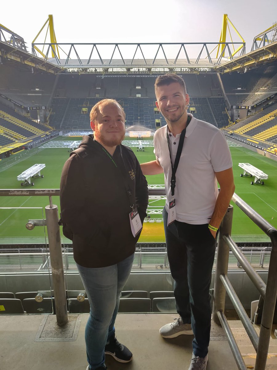 Moritz tweet media