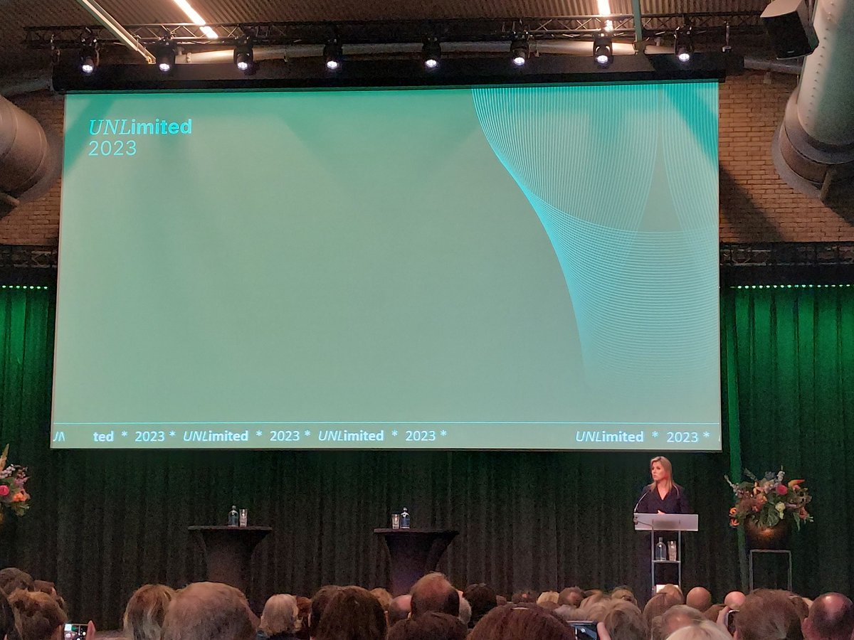 Vandaag en morgen bij de eerste UNLimited, de conferentie van Universiteiten van Nederland in Den Bosch, nu geopend door koningin Maxima, met aandacht voor organisatie,  kwaliteit en vernieuwing van academisch onderwijs en onderzoek. @unileiden <a href="/ubleiden/">UBLeiden</a>