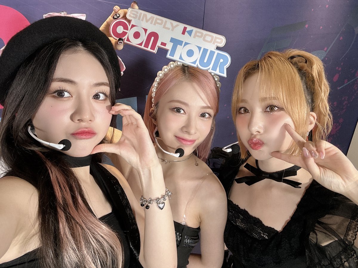 F7GgvNBa8AAVYQN?format=jpg&name=medium