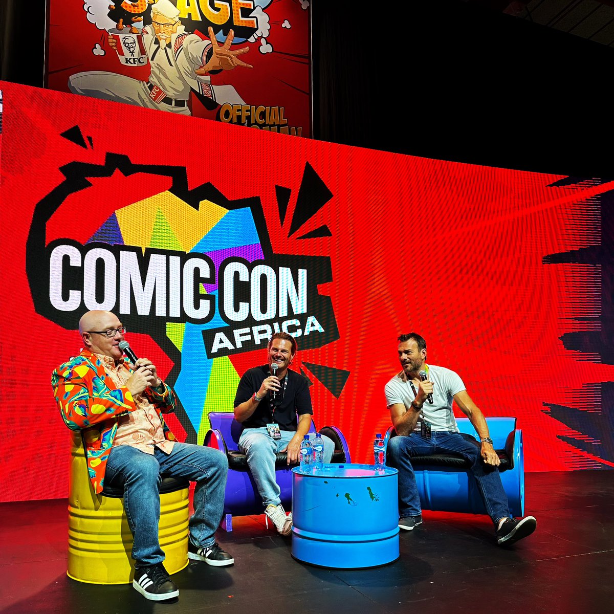 MartinCopping's tweet photo. This week has absolutely amazing! @ComicConAfrica thank you for welcoming us with such open arms. This event is truly epic!! I couldn't think of a better way to visit South Africa for the first time and I can't wait to come back to visit and spend time with all these amazing people! Dream team @JeffTeravainen @Joey_Flaherty