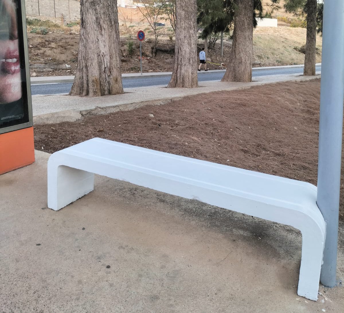 ATiendeQ's tweet photo. 🛠 #ATiendeQ en los barrios
▪️ Trabajos de pintado, mantenimiento y reparación en las inmediaciones del Cementerio de #Antequera

¿Quieres contactar con nosotros?
📲 En la #APP de ATiendeQ
✅ En WhatsApp: 689 41 02 95 https://t.co/YfP0H3hExm