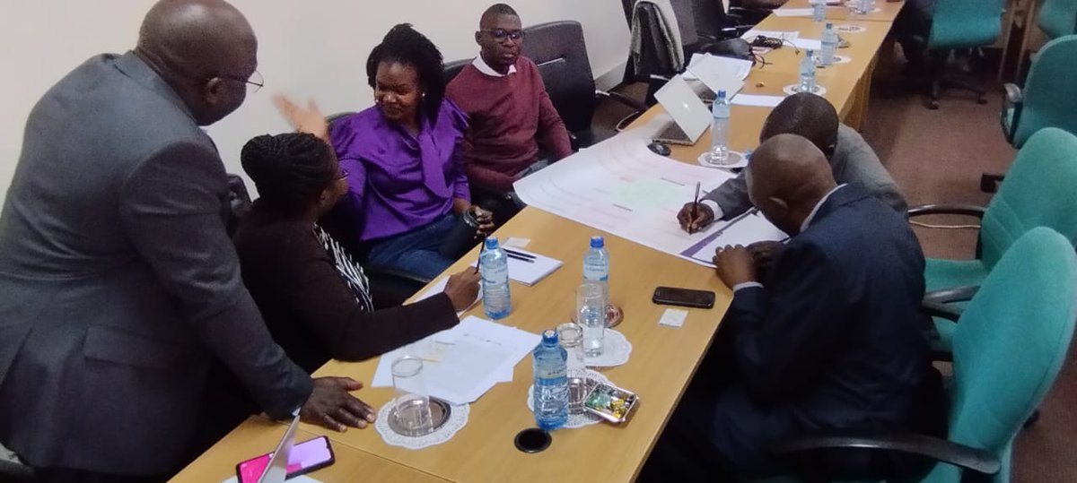 mourinechep's tweet photo. Day 1 of the TIP &amp; TransCIIT Workshop: Interesting discussions going on: values of transformative innovation policies in the African context, great representations from @ACTSNET  @TIPConsortium @UJ_TRCTI Local entrepreneurs @KCIC #innovationdevelopment #Africancontext #STI4SDGs https://t.co/s0Zc4iuQMR
