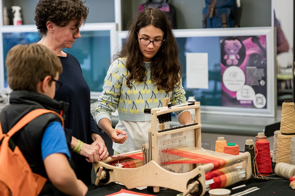 Steve Colmer (@steve_colmer) on Twitter photo Fantastic weekend in London at the <a href="/V_and_A/">V&A</a> showcasing our #AugmentedFashion project & getting the chance to engage with some many young people.
Many thanks to <a href="/marc_in_london/">Marc Barto</a> & his wonderful team at the V&A
📸by <a href="/hydardewachi/">Hydar Dewachi</a>
#DDW23 #DigitalDesignWeekend #VR #AR Fantastic weekend in London at the <a href="/V_and_A/">V&A</a> showcasing our #AugmentedFashion project & getting the chance to engage with some many young people.
Many thanks to <a href="/marc_in_london/">Marc Barto</a> & his wonderful team at the V&A
📸by <a href="/hydardewachi/">Hydar Dewachi</a>
#DDW23 #DigitalDesignWeekend #VR #AR