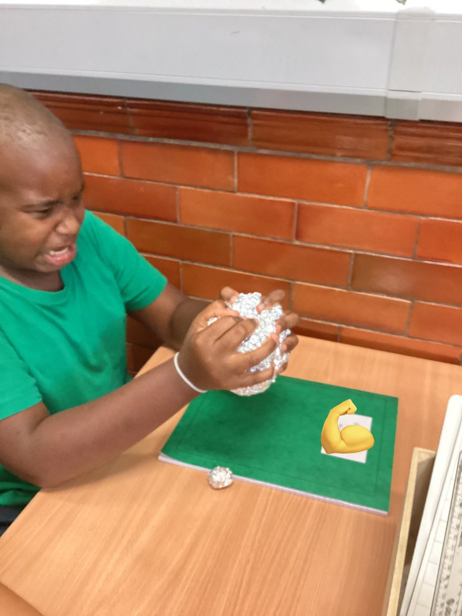 Year5Markeaton's tweet image. 🧠 Ever wondered how a black hole is formed? We have been creating dense matter and demonstrating the gravitational pull that something with large mass has in space 🌟#MPSScience