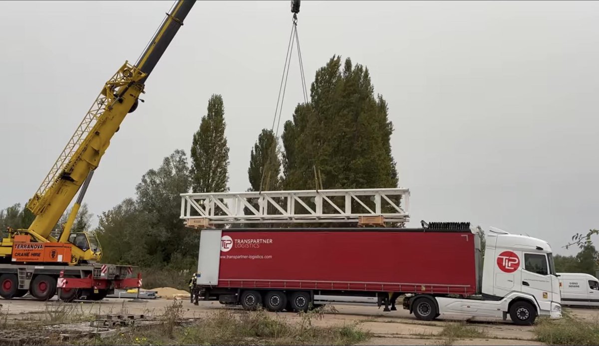 AttractionSc's tweet photo. Project Exodus track is here! 

The first two pieces of track for the 2024 Mack Hypercoaster have arrived onsite at @THORPEPARK. 

This huge milestone was shared by the park in a post to their passholder group. 

Are you a fan of the gold colour? https://t.co/3JLgP39dpS