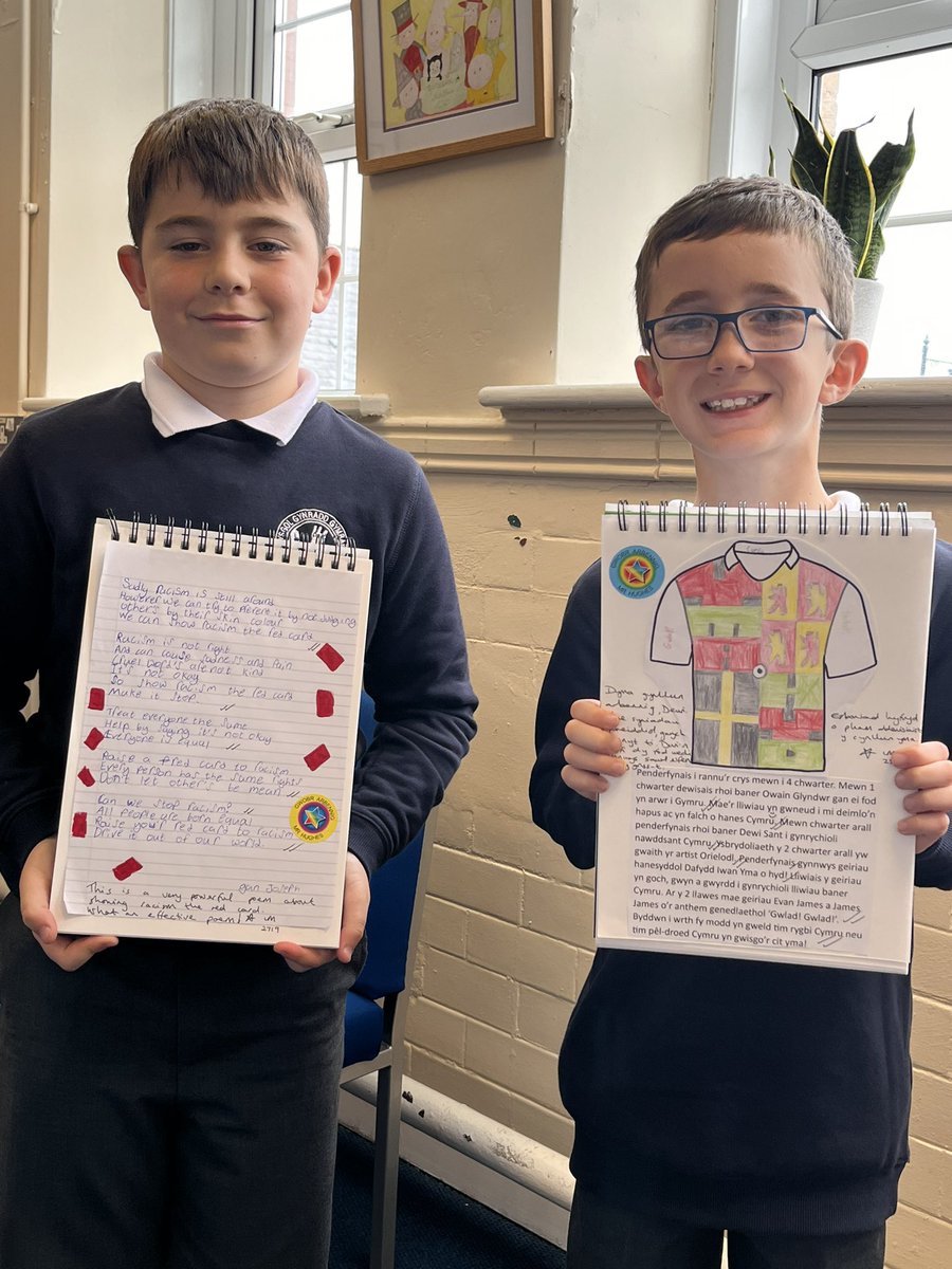 Ysgol y Castell tweet media