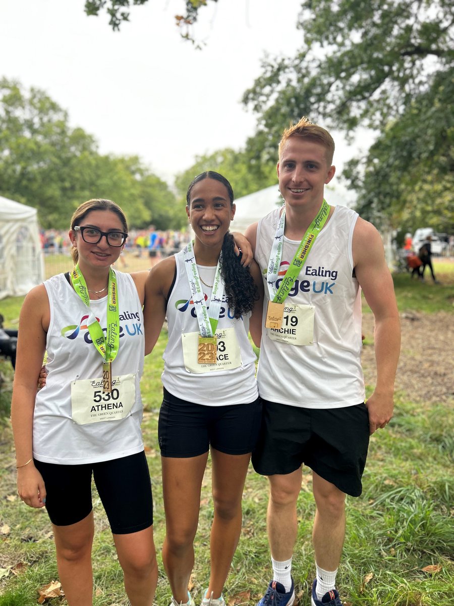 AgeUKEaling's tweet photo. A huge thank you to @EalingHalf for, once again, organising such a great event! https://t.co/CwNV5rruJv