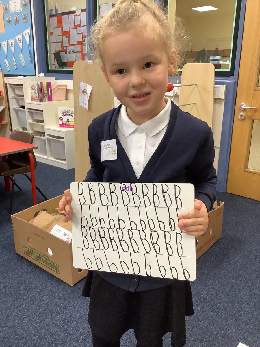 BandBschool's tweet photo. Team Aire have two ‘handwriting heroes’ everyday who have worked super hard on their letter formation! 🦸 Here are some recent ones. #BandBWriting #BandBAire https://t.co/T6kKQYxb5e