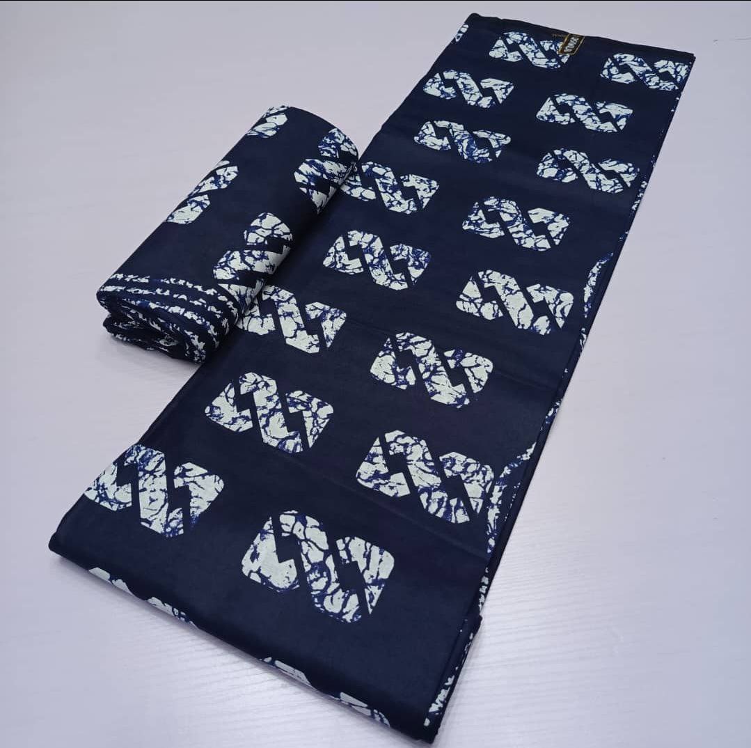 thepixiebrand's tweet photo. Fabric: Premium Cotton Ankara prints🔥🔥🔥
Available for Retail,wholesale and asoebi purchases 
Price:10k/ 6 yards

Worldwide delivery🌎🌎🌎
Please help me Retweet if this crosses your TL 🙏🙏🙏
@lollylarry1 @Mvnaaa___ @Bolajuade @TheQueenAminat  @damilare @DamiMarufah @Mario9jaa https://t.co/LZSUTbcmWK