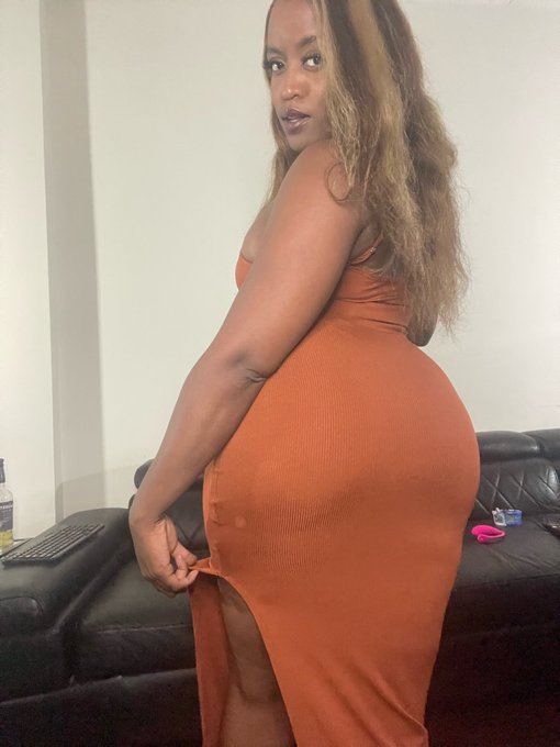 In a dress or not&hellip;you still see how fat it is https://t.co/VrDxsEKTu9