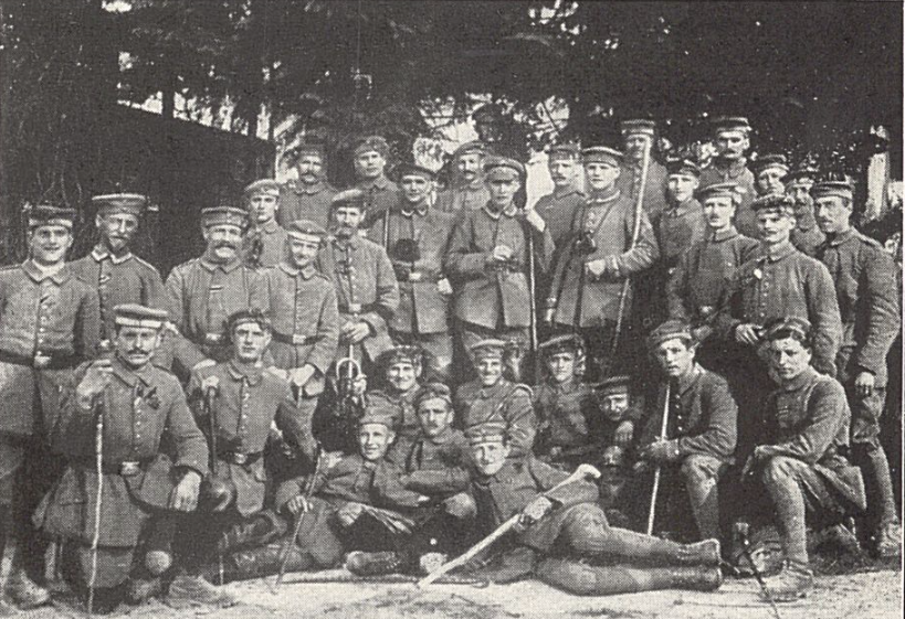 GreatWarGroup's tweet image. #ThursdayThread: WITH THE WÜRTTEMBERG STURMKOMPANIE IN ITALY, 1917 - Part I
by @PikeGrey1418

In Oct. 1917, the German army sent troops to the Italian Front to assist their hard-pressed Austro-Hungarian allies. Among these, were the men of the 2. Württemberg Sturmkompanie.

1/12