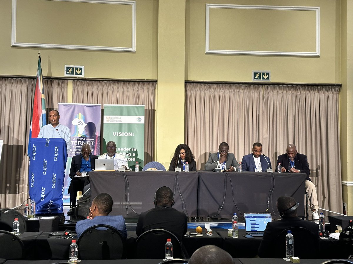 VictorNdonnang's tweet photo. #AIS23, Af* Day: @Dawit_bekele provided an update of the @internetsociety’s work and its invaluable contribution to the development of the Internet in Africa.
Join the Internet Society Day tomorrow to discuss #GrowInternet and #ProtectInternet. https://t.co/mJPAfnO6Jf. https://t.co/Qo7OvwQBov