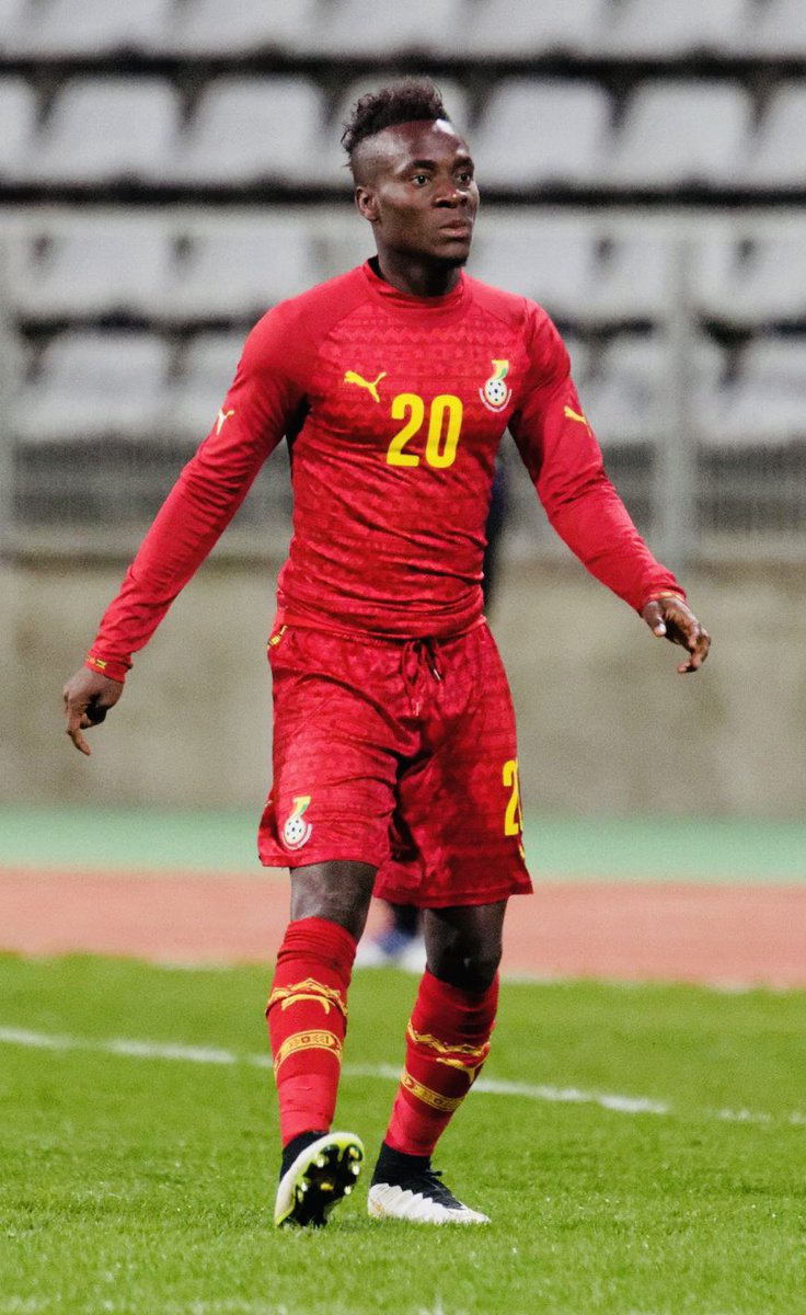 🎈Happy birthday, David Accam! 🎂

#BlackStars | <a href="/iamdavidaccam/">king David Accam</a>