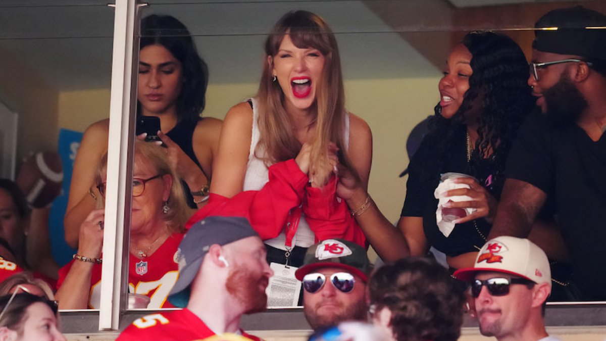 "Strong brands resonate deeply with their audiences and always keep them coming back for more – and that's exactly what she does." 
Lily Thaler, talks to <a href="/Campaignmag/">Campaign</a> about how aligning with Taylor Swift is the ultimate brand power move – just ask the NFL. campaignlive.com/article/aligni…