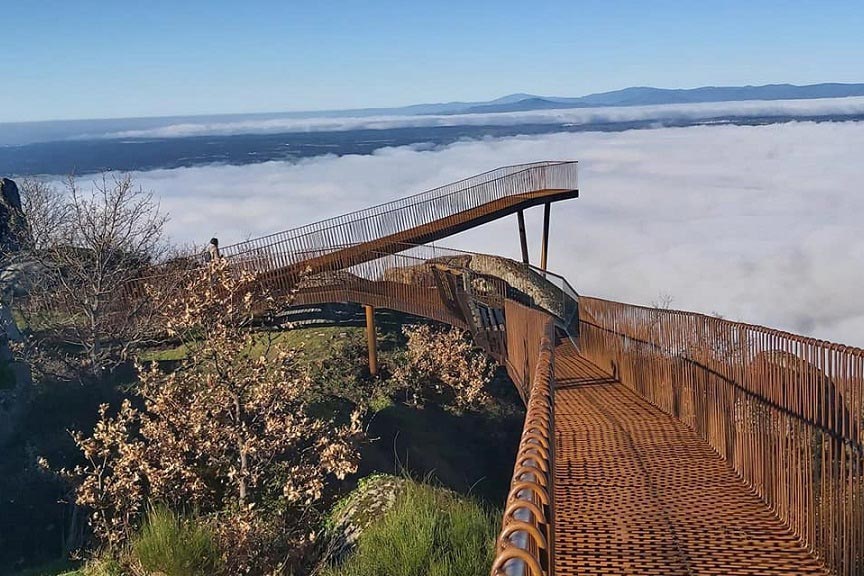 Junta_Ex's tweet photo. Desde Extremadura Turismo proponen un reto para este otoño: visitar el mayor número posible de MIRADORES de Extremadura. Un reto y un regalo para los sentidos.

👉 ¿Alguna recomendación?

Miradores de Extremadura: https://t.co/Y6iGqk1aqt

📲 @cultura_EXT @extremadura_tur https://t.co/zNB8eF1W8d