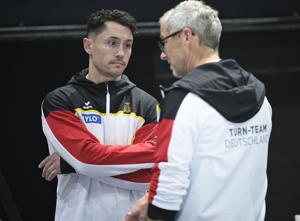 Deutscher Turner-Bund (@dtb_online) on Twitter photo Noch eine Verletzung im Turn-Lager vor der WM. <a href="/andreas_toba/">Andreas Toba</a> hat sich das Knie verletzt und fällt aus. Wir drücken dem Team die Daumen 🤞und wünschen gute Besserung! <a href="/gymnastics/">FIG</a> @UEGymnastics <a href="/TeamD/">Team Deutschland</a> #Turnteam
dtb.de/weitere-nachri… Noch eine Verletzung im Turn-Lager vor der WM. <a href="/andreas_toba/">Andreas Toba</a> hat sich das Knie verletzt und fällt aus. Wir drücken dem Team die Daumen 🤞und wünschen gute Besserung! <a href="/gymnastics/">FIG</a> @UEGymnastics <a href="/TeamD/">Team Deutschland</a> #Turnteam
dtb.de/weitere-nachri…