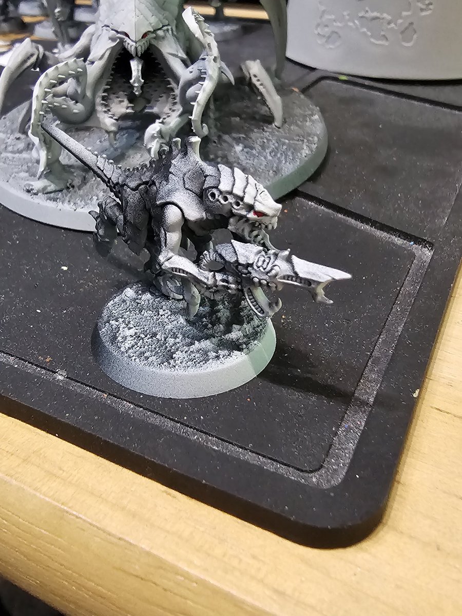 MunchyDragon's tweet photo. @warhammer My monochrome nids inspired by those old school black and white horror movies https://t.co/XZtFv7Q90v