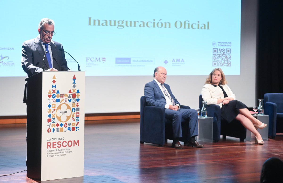 MedicosBurgos's tweet photo. Así ha sido la inauguración oficial del #RESCOM23
🎙️ @LidiaSierraBUR
🎙️ @CombuPresidente
🎙️ @cris_ayala_
Gracias https://t.co/Cw1IsujnUe