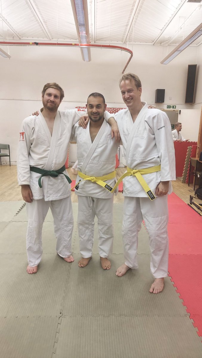 Highbury_Jitsu's tweet photo. Looking good in your new belts, gentlemen...👊 https://t.co/gAabdI3maS