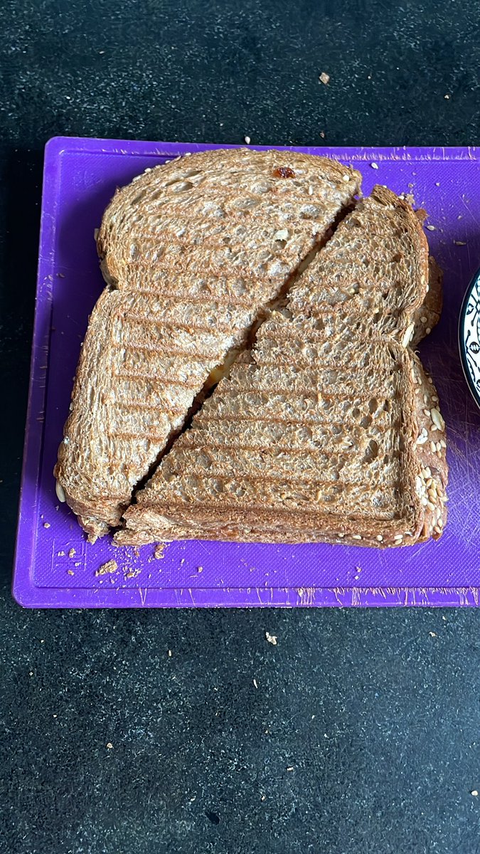 Bas_Diks's tweet photo. @tessakmol @KINKpuntnl 😢 eet smakelijk Tessa! https://t.co/taQbON76w6