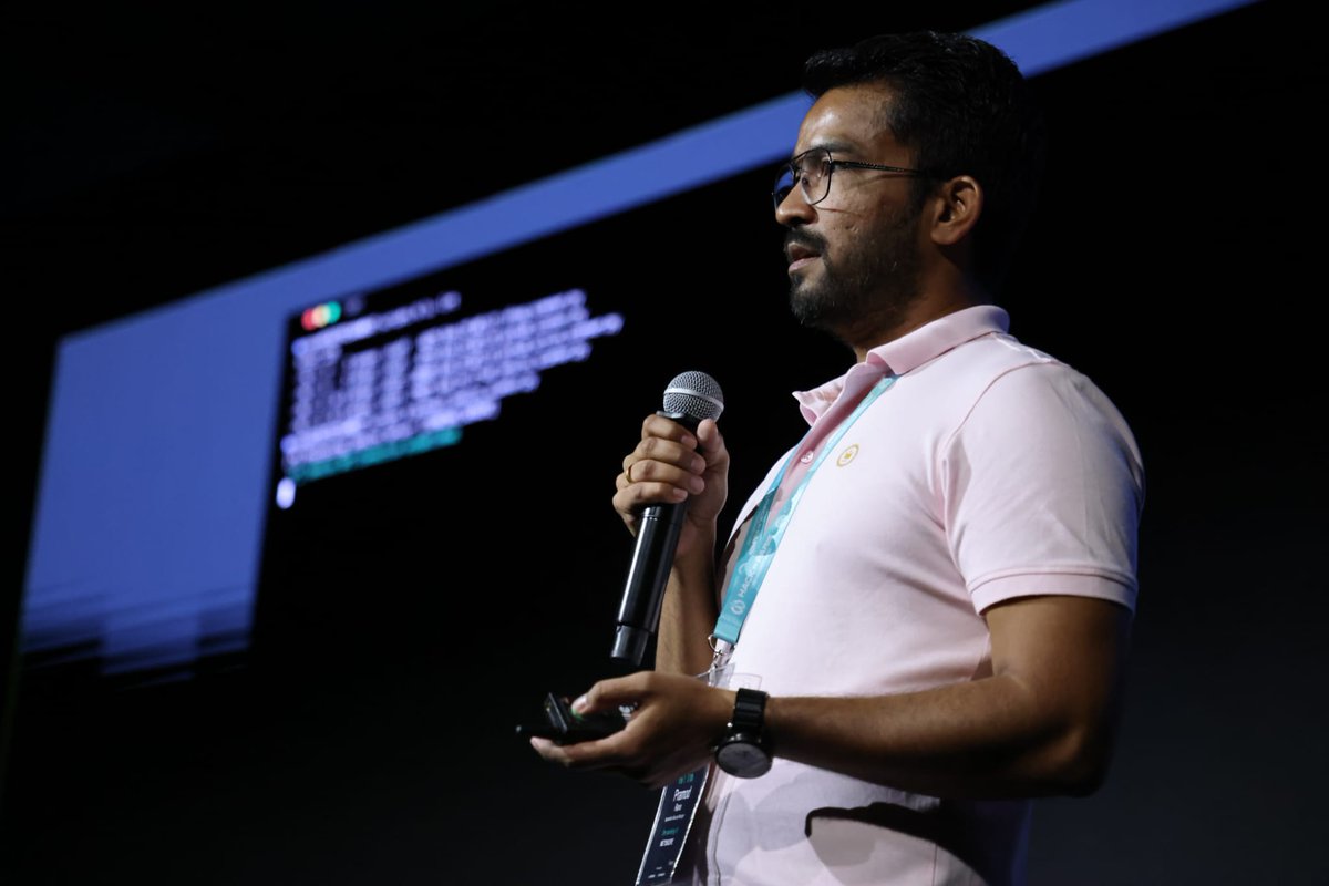 For this third #HIP23 talk, @Rana PRAMOD explained to us how to secure the building blocks of CICD ecosystems using CICDGuard #improveVisibility #SecurityOFCICD 🔐

#cybersecurity