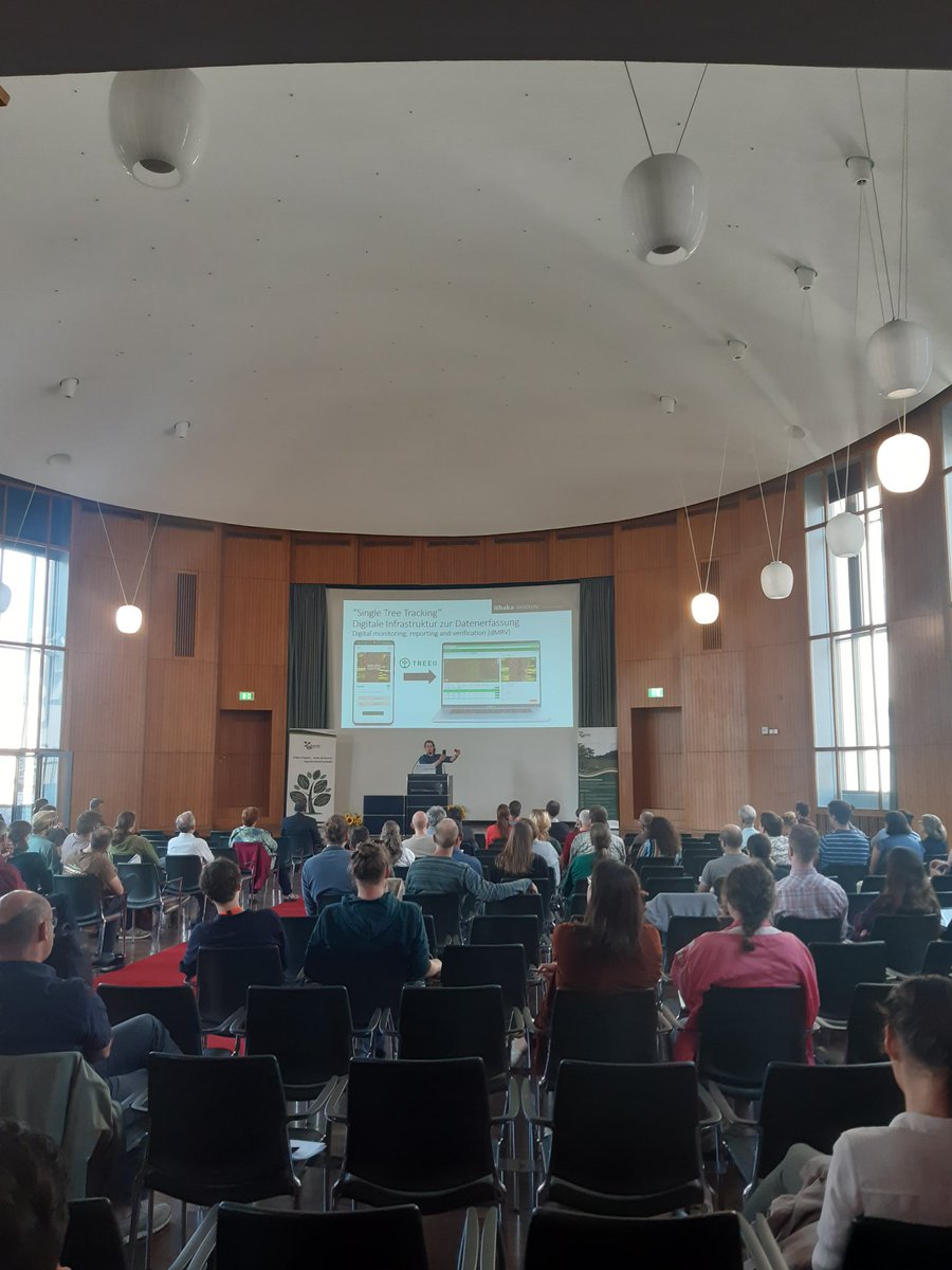 Agroforst_DeFAF's tweet photo. Tag 2 des #forumagroforst in #Freiburg: mit spannenden Vorträgen, anregende Diskussionen und Gelegenheiten für den direkten Austausch sind wir in den Vormittag gestartet. 
@UniFreiburg #agroforst #landwirtschaft #agroforstwirtschaft https://t.co/wbYx5IVo9r