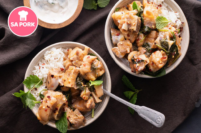 DrumMagazine's tweet photo. SPONSORED: Try your hand at homemade Eisbein and experience pork like never before! Salt-curing isn't just a technique, it's a magic trick. It infuses the pork with a symphony of flavours. Try this delicacy for yourself. ππ¨βπ³#SAPork #Recipes #MealIdeas #CookingWithPork https://t.co/YL3x47krso