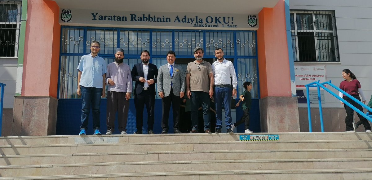 Mevlid-i nebi haftası münasbetiyle Celalettin Ökten İmam Hatip ortaokulumuzu ziyaret ettik.