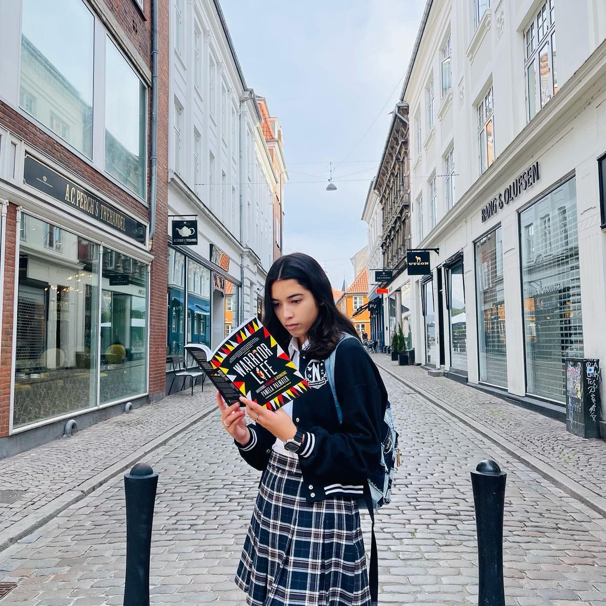 LitDigitally's tweet image. Ariela shares her new read, and you know what that means—more exciting book reviews to come. 

"New book, y’all 🤍

Warrior Life by Pamela Palmater
Given to me by @bridgetopublishing and @fernpub"

#indigenous #indigenousbooks #freebook #b2p #bridgetopublishing