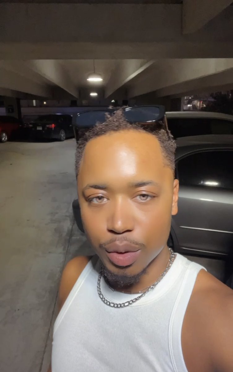 JAMTeaVee's tweet photo. Because my man said I was fine in these screengrabs 🥰 https://t.co/5FIyVrZDth