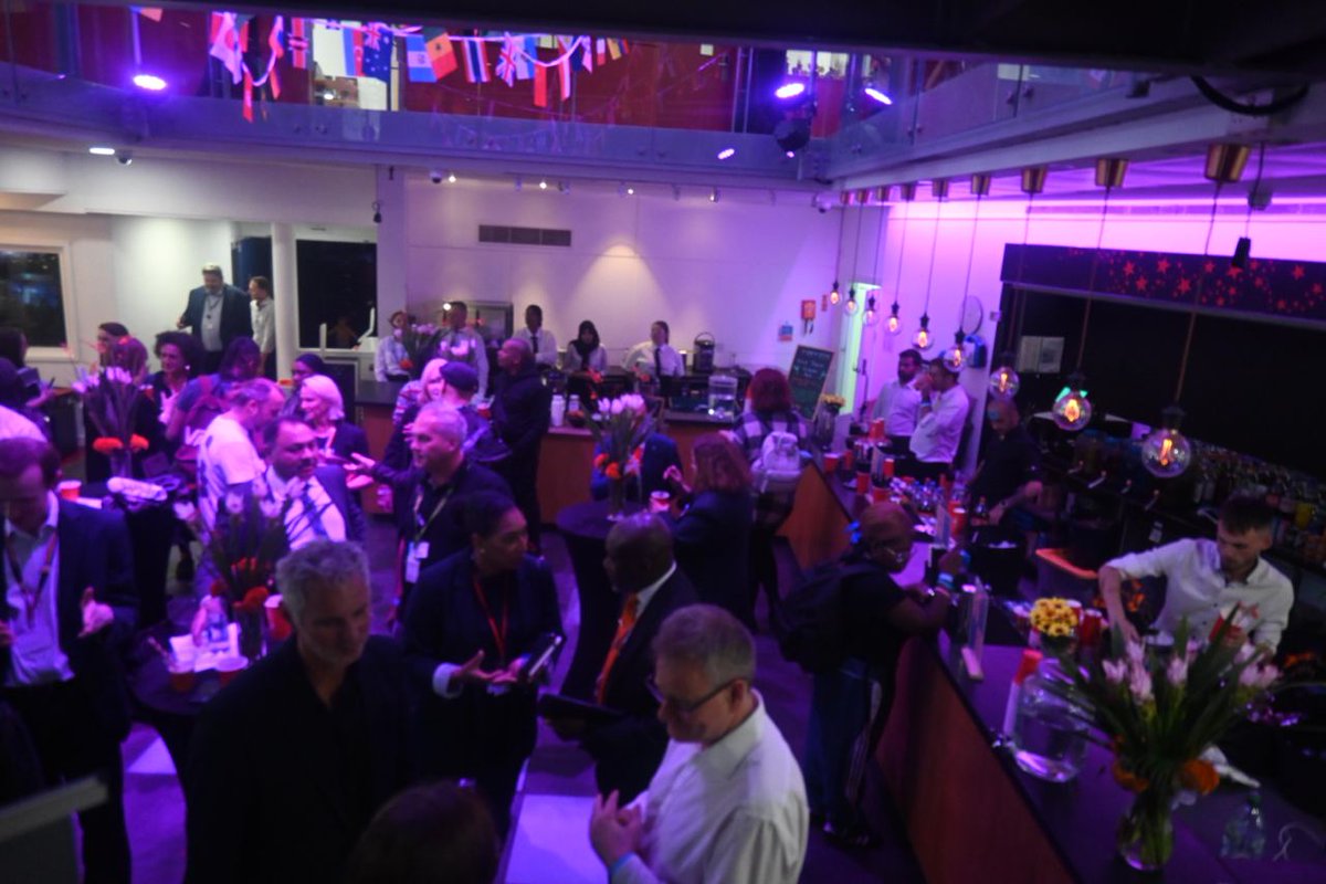 Uni of East London tweet media