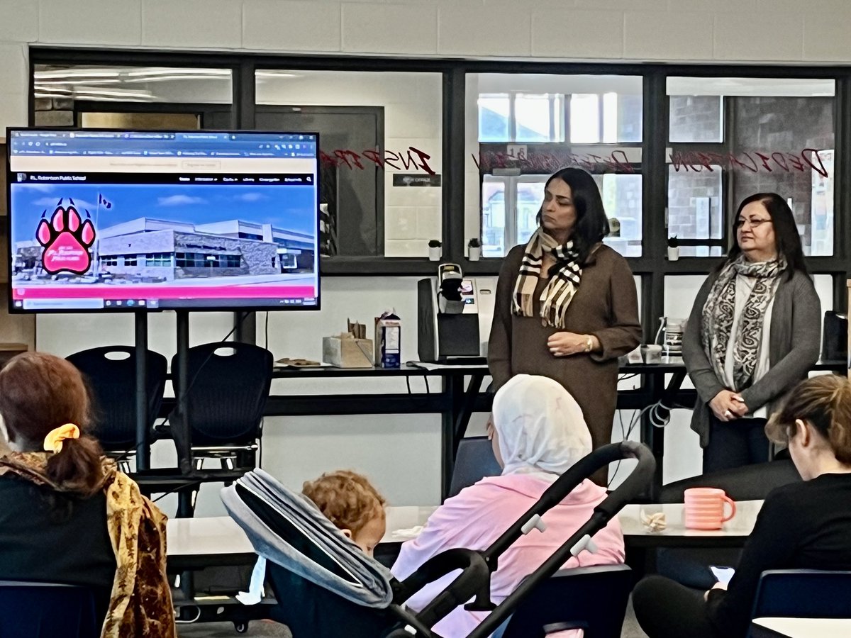 We had a great time welcoming new families at PLR during our first New to the Community Session❣️ It was lovely getting to know the unique journeys families have made before joining PLR 🤍🌎 <a href="/PLRobertsonPS/">P.L. Robertson</a> <a href="/HDSBESLelem/">Elementary English Language Learner</a> <a href="/HaltonDSB/">HDSB</a>