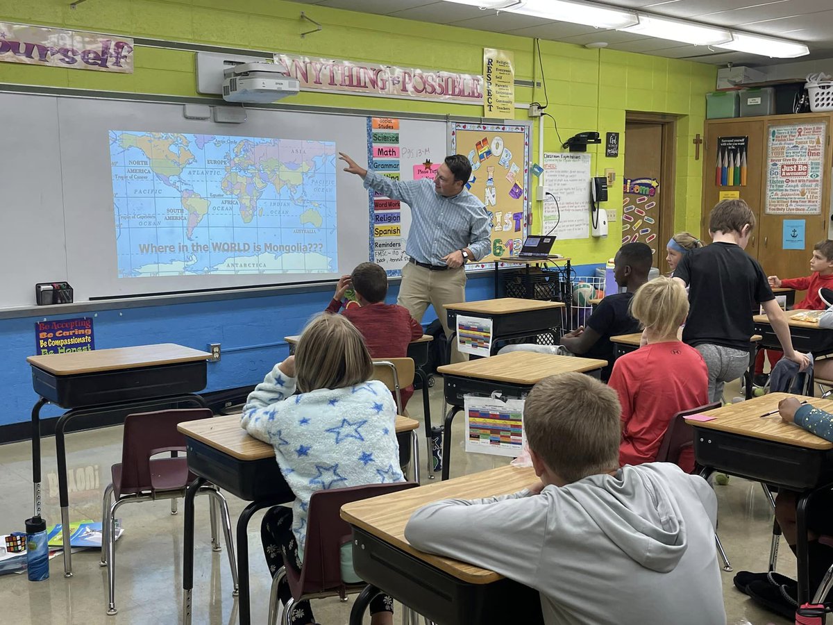 GraceMenFalls's tweet photo. Today we were blessed to have Pastor Baker, who is an LCMS missionary pastor in Mongolia, visit multiple classrooms and share the work that God is doing on the other side of the world! He brought with him some clothing and instruments as well. Thank you Pastor Baker! God bless! https://t.co/I10I9mNjrp